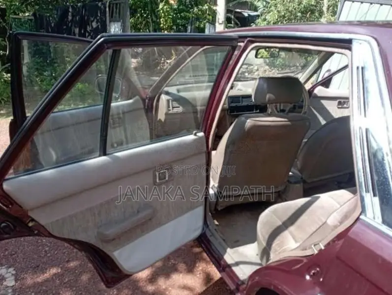 Mazda 323 1988 Car (Used)