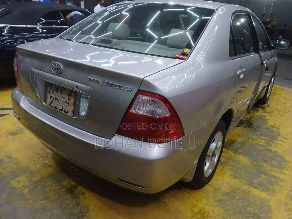 Toyota Corolla 2005 Car (Used)