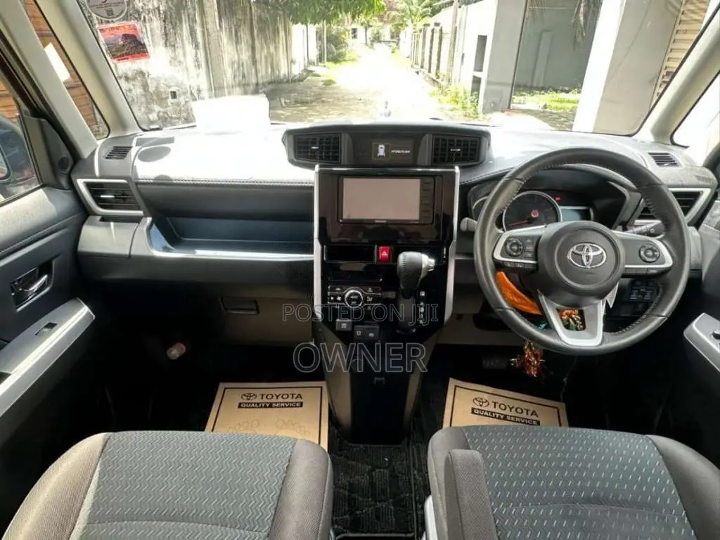 Toyota Roomy 2023 Car (Used)