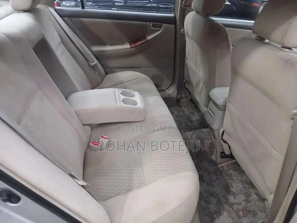 Toyota Corolla 2005 Car (Used)