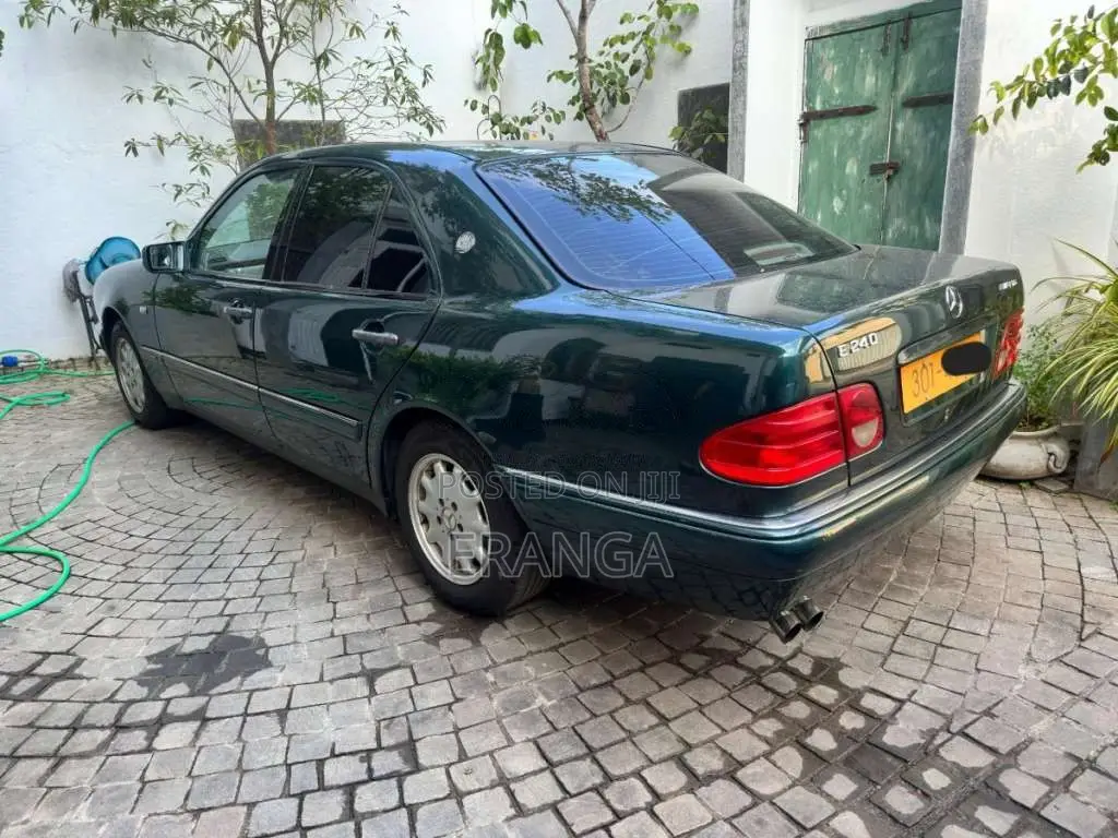 Mercedes-Benz W210 E240 1999 Car (Used)