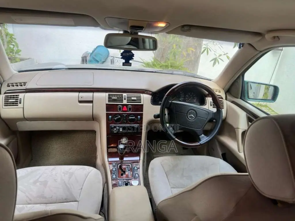 Mercedes-Benz W210 E240 1999 Car (Used)