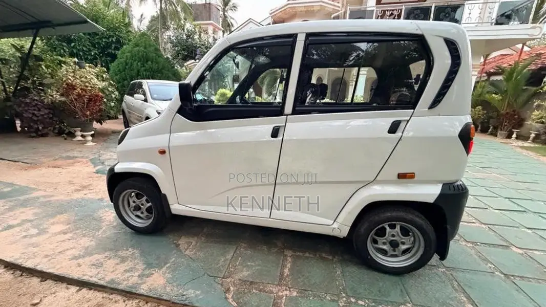 Bajaj Qute 2019 Car (Used)