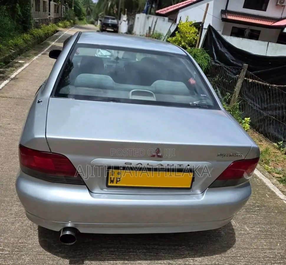 Mitsubishi Galant 2001 Car (Used)