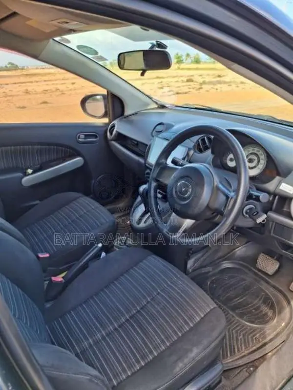 Mazda Demio 2010 Car (Used)