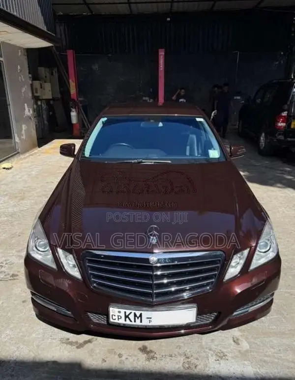 Mercedes-Benz E200 2010 Car (Used)