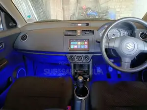 Suzuki Swift 2010 Car (Used)