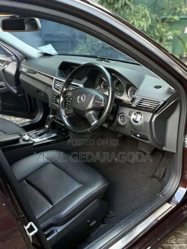 Mercedes-Benz E200 2010 Car (Used)