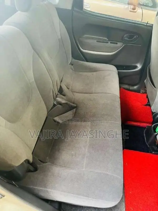 Suzuki Swift 2004 Car (Used)