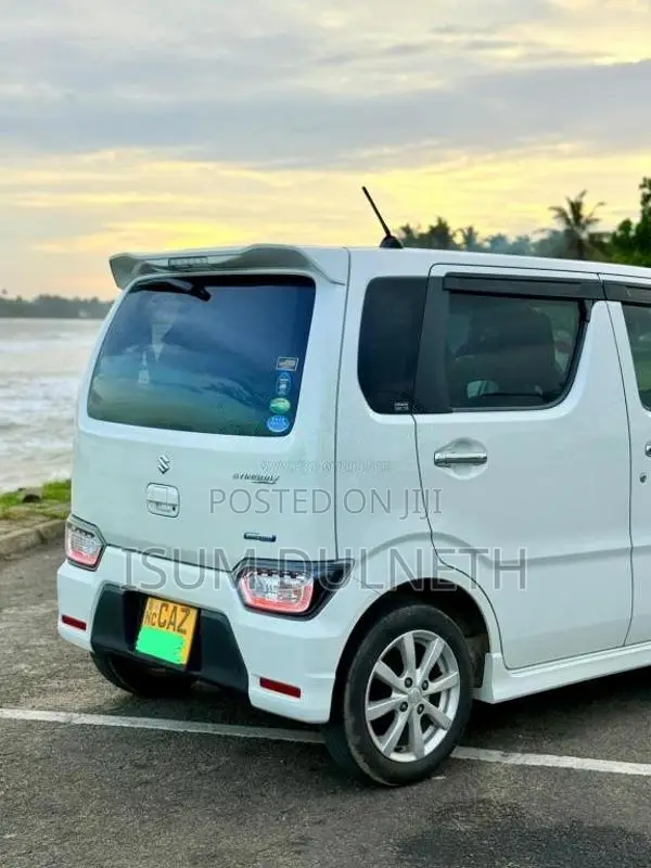 Suzuki Wagon R Stingray 2018 Car (Used)