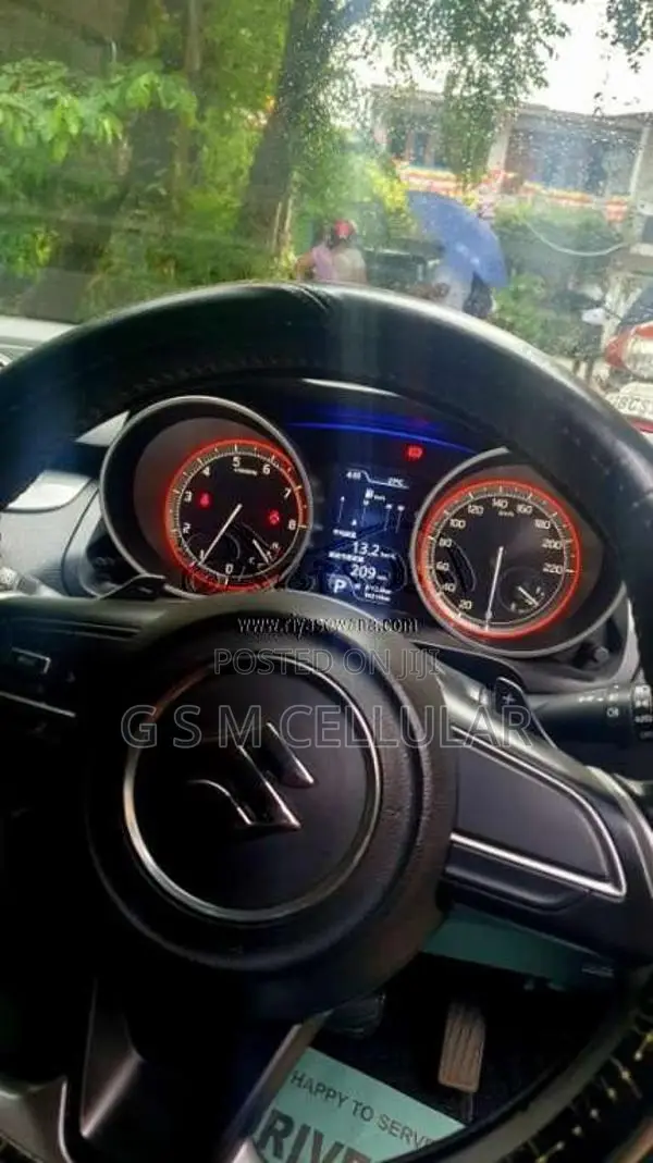 Suzuki Swift 2017 Car (Used)
