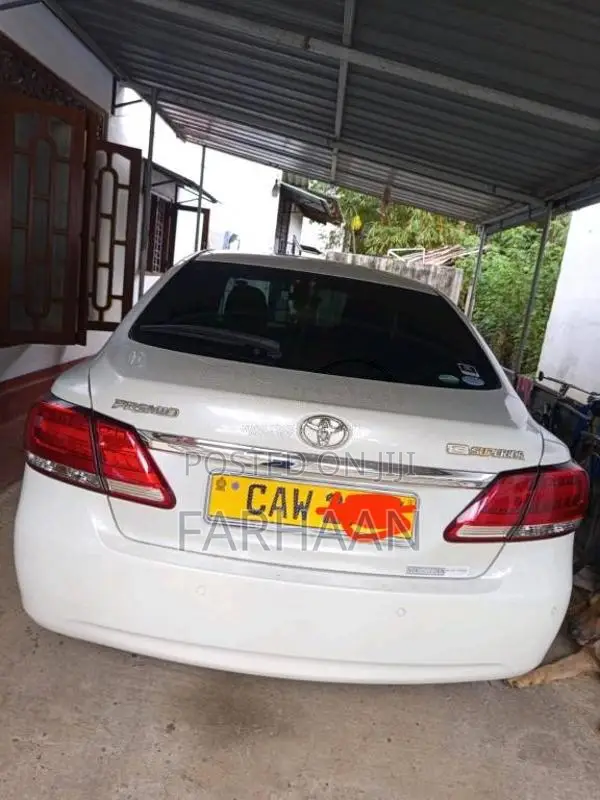 Toyota Premio 2016 Car (Used)