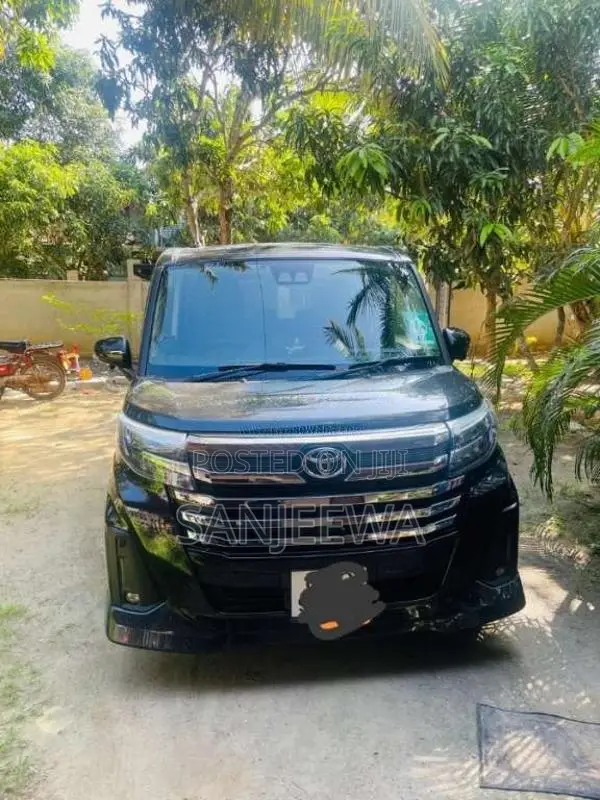 Toyota Roomy Custom G 2022 Car (Used)
