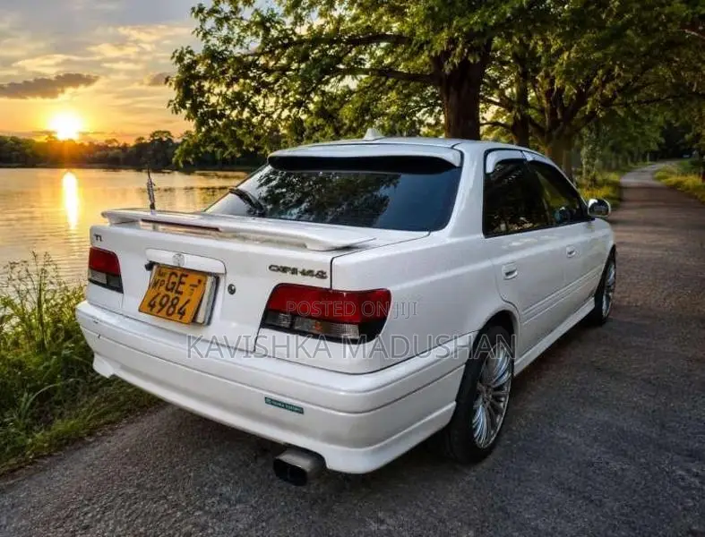 Toyota Carina 2001 Car (Used)