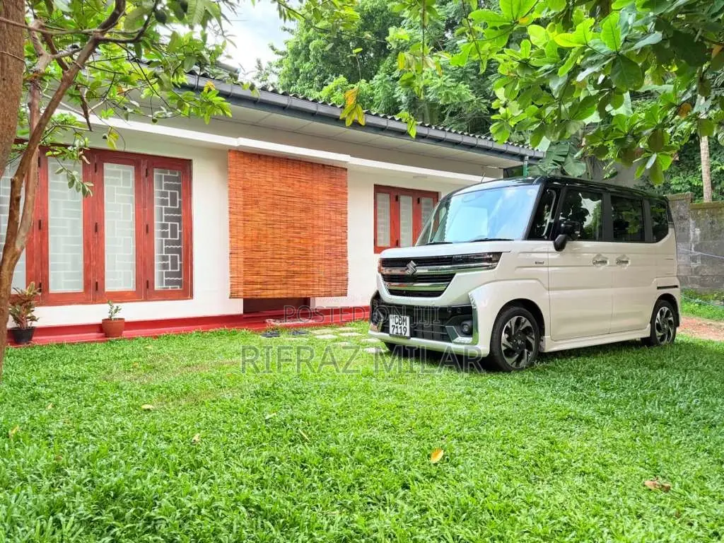 Suzuki Spacia Custom Turbo 2023 Car (Used)