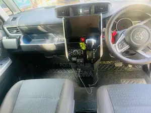 Toyota Roomy Custom G 2022 Car (Used)
