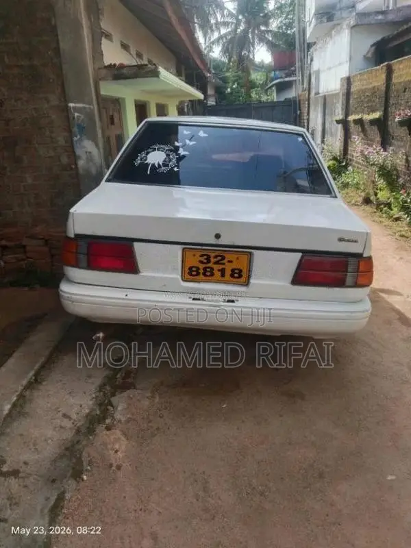 Toyota Carina 1983 Car (Used)