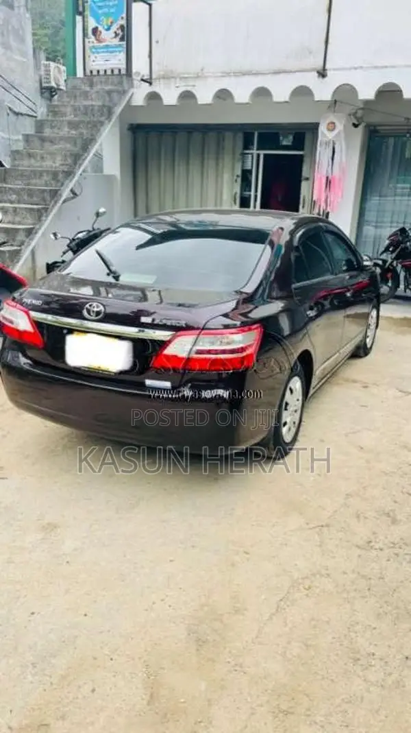 Toyota Premio 2011 Car (Used)