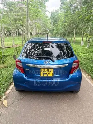 Toyota Vitz 2014 Car (Used)