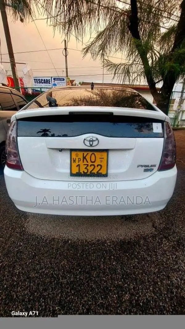 Toyota Prius 2011 Car (Used)