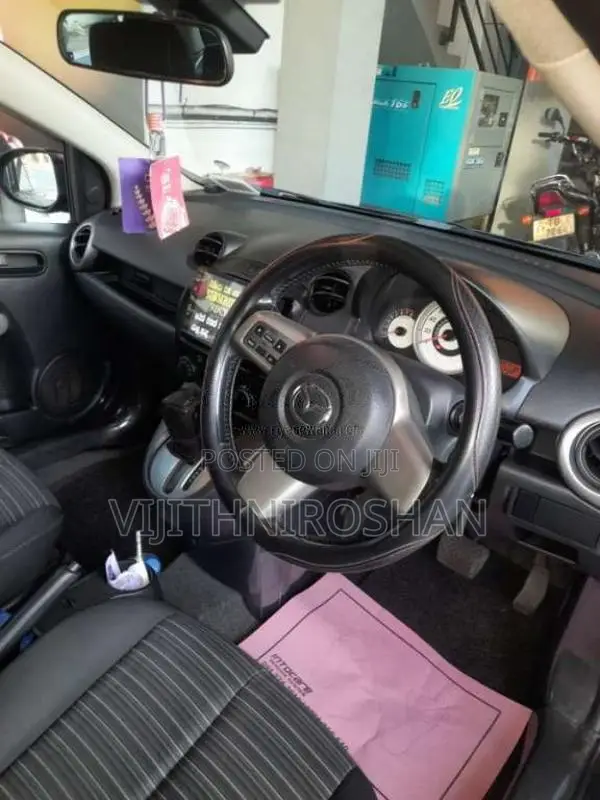 Mazda Demio 2011 Car (Used)