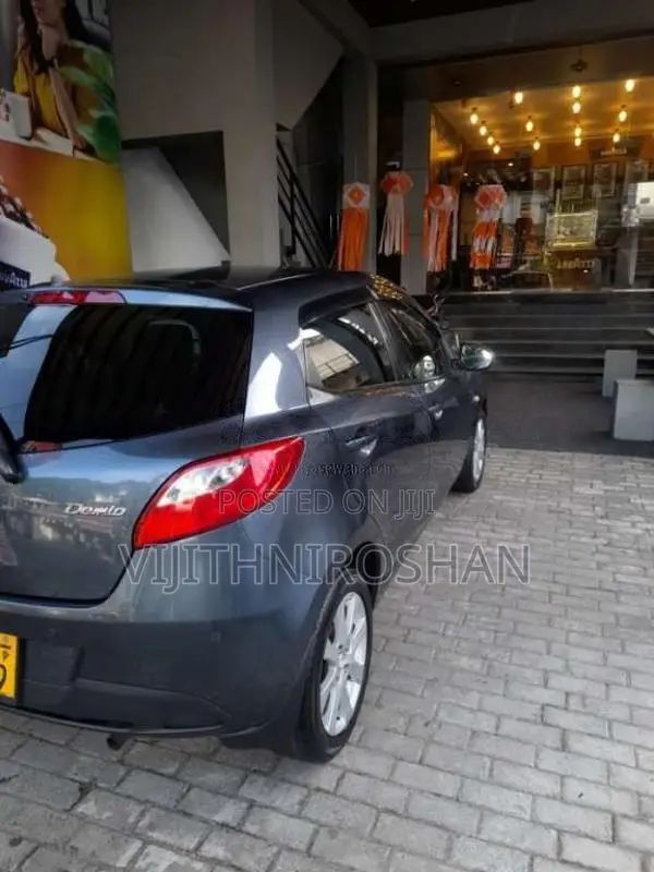 Mazda Demio 2011 Car (Used)