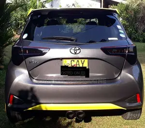 Toyota Vitz 2017 Car (Used)
