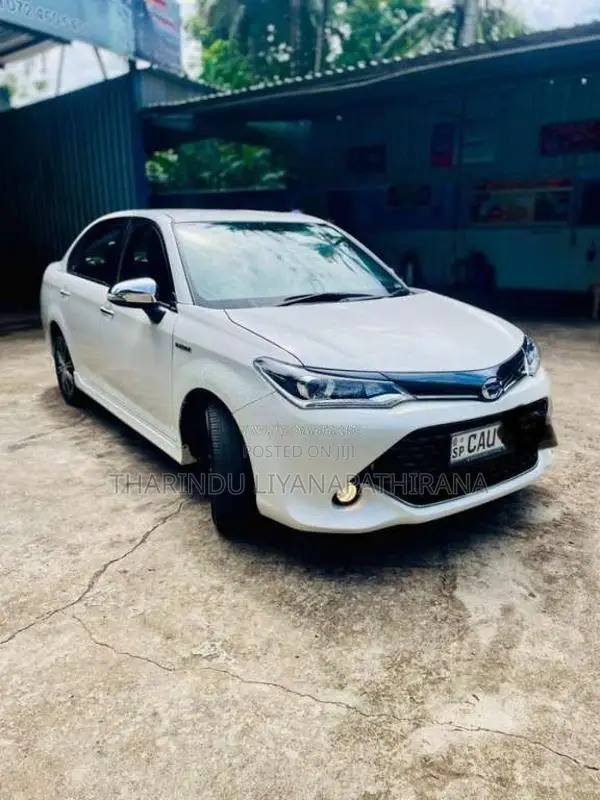 Toyota Axio WXB 2017 Car (Used)