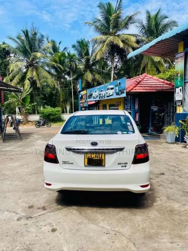 Toyota Axio WXB 2017 Car (Used)