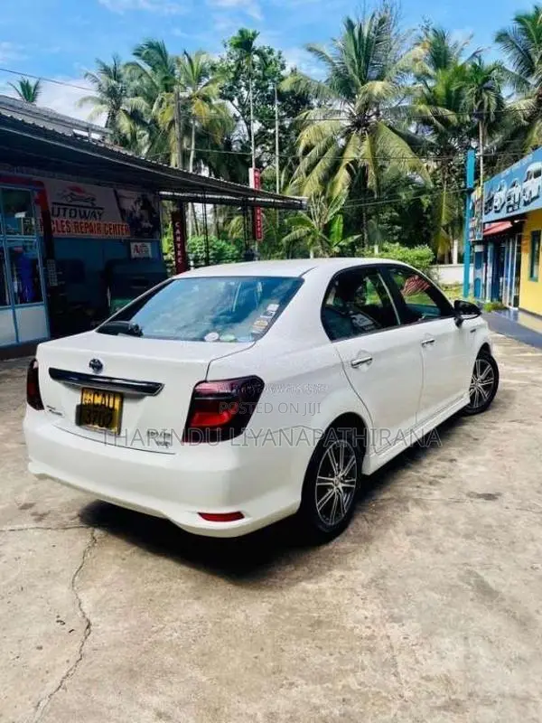Toyota Axio WXB 2017 Car (Used)