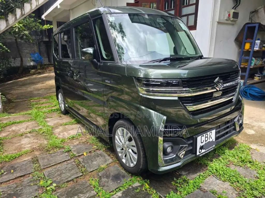 Suzuki Spacia 2024 Car (Used)