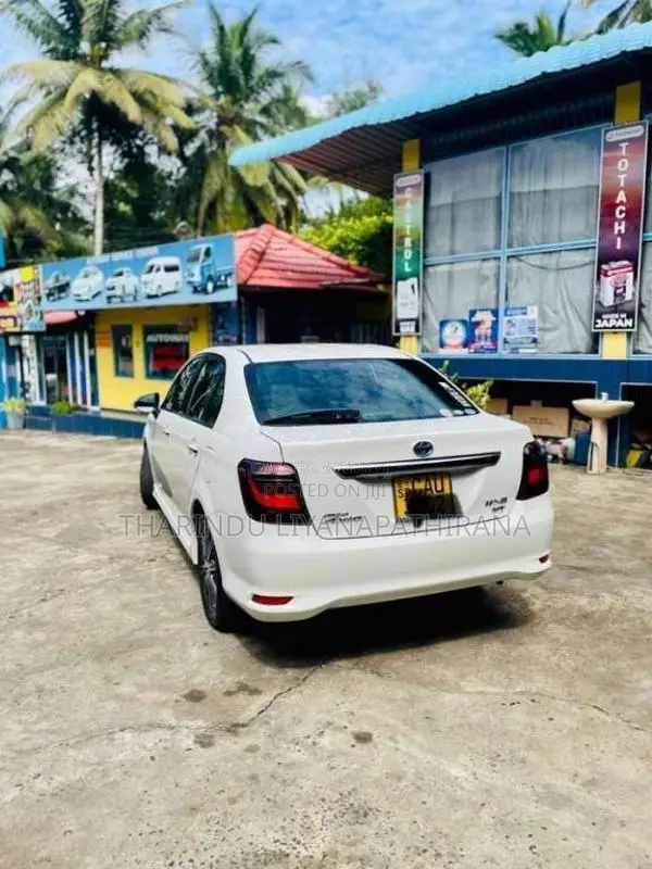 Toyota Axio WXB 2017 Car (Used)