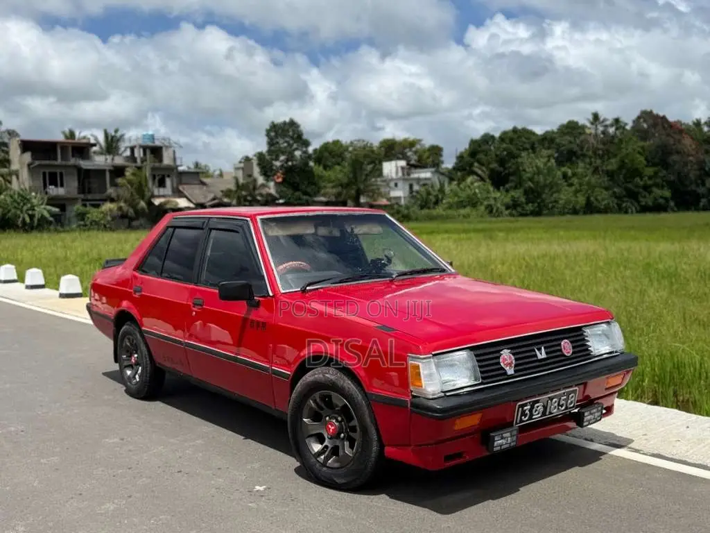 Mitsubishi Lancer Box 1982 Car (Used)
