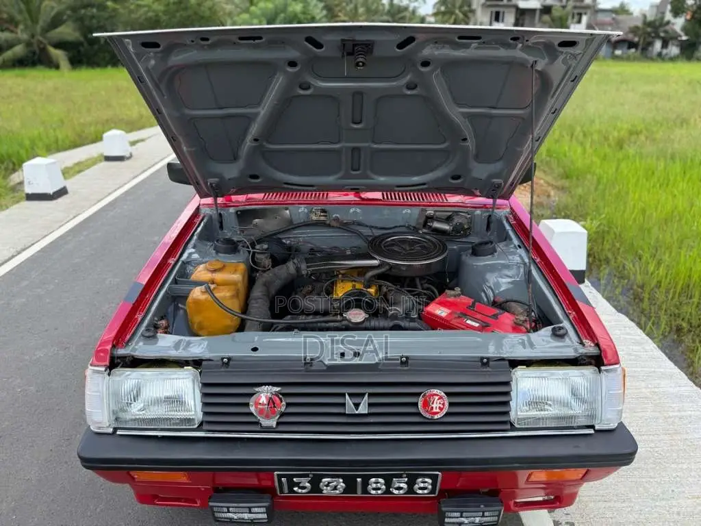 Mitsubishi Lancer Box 1982 Car (Used)