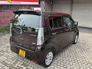 Suzuki Wagon R FZ 2016 Car (Used)