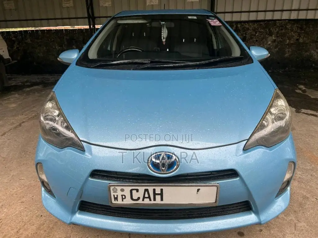 Toyota Aqua G 2014 Car (Used)