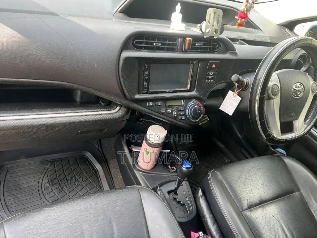 Toyota Aqua G 2014 Car (Used)
