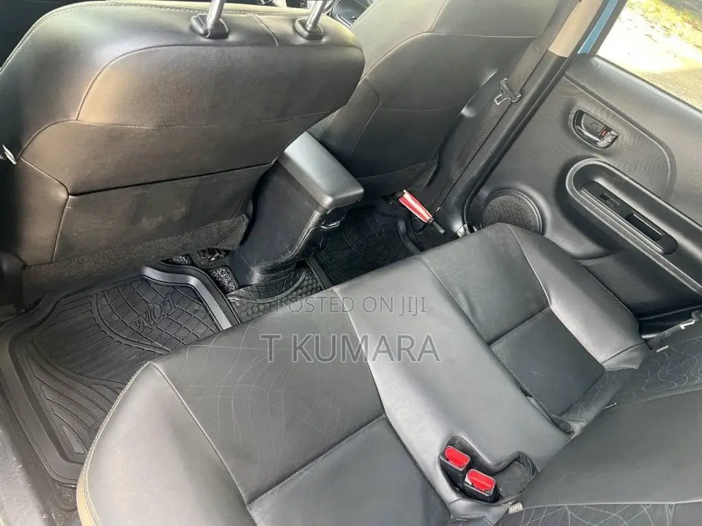 Toyota Aqua G 2014 Car (Used)