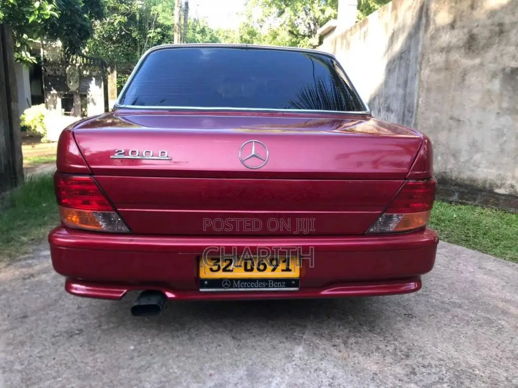 Mercedes-Benz D200 1980 Car (Used)