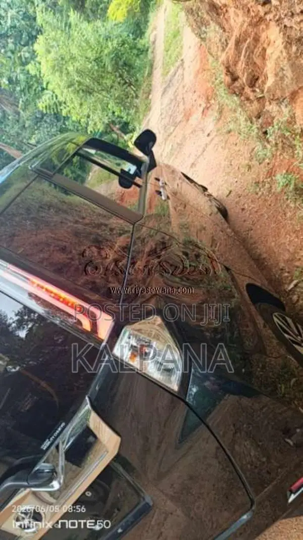 Toyota Roomy Custome G 2023 Car Unregistered (Recondition)