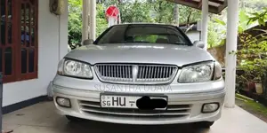 Nissan N16 2000 Car (Used)