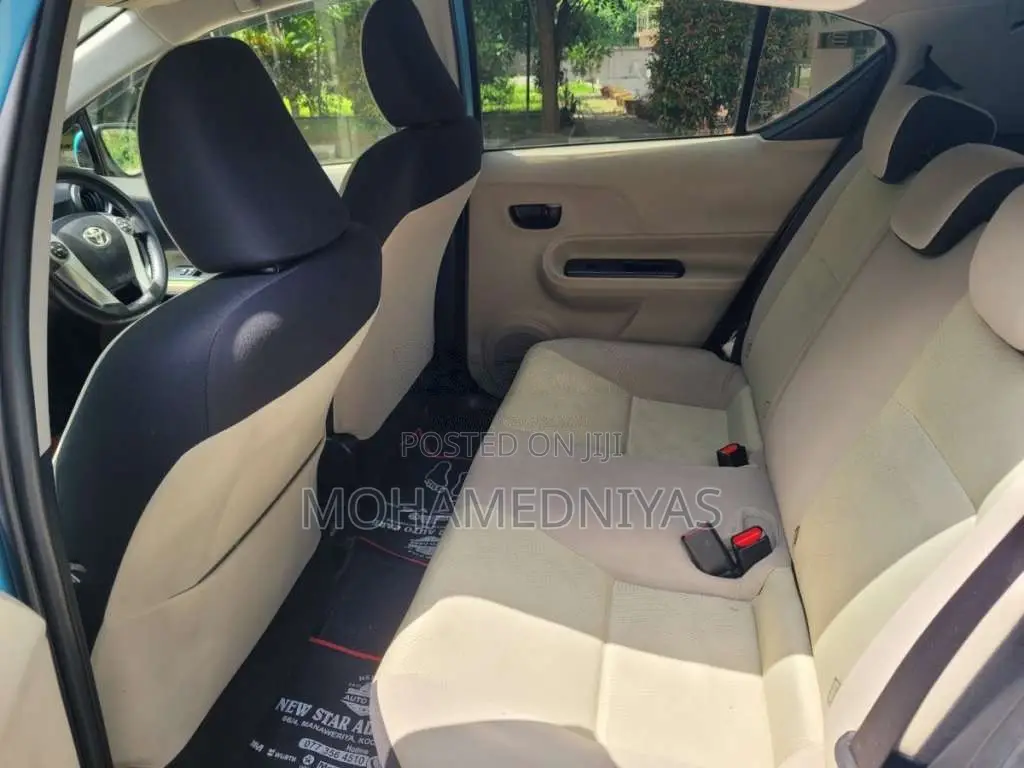 Toyota Aqua 2012 Car (Used)