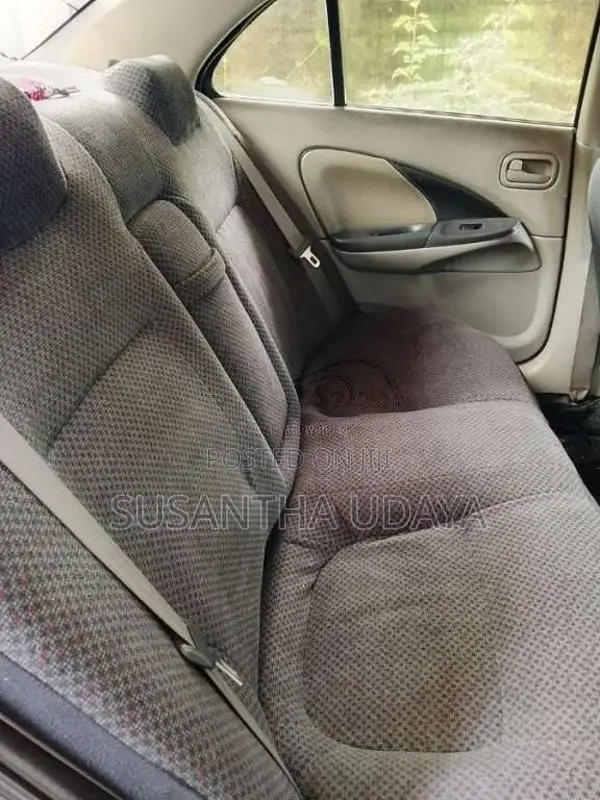 Nissan N16 2000 Car (Used)