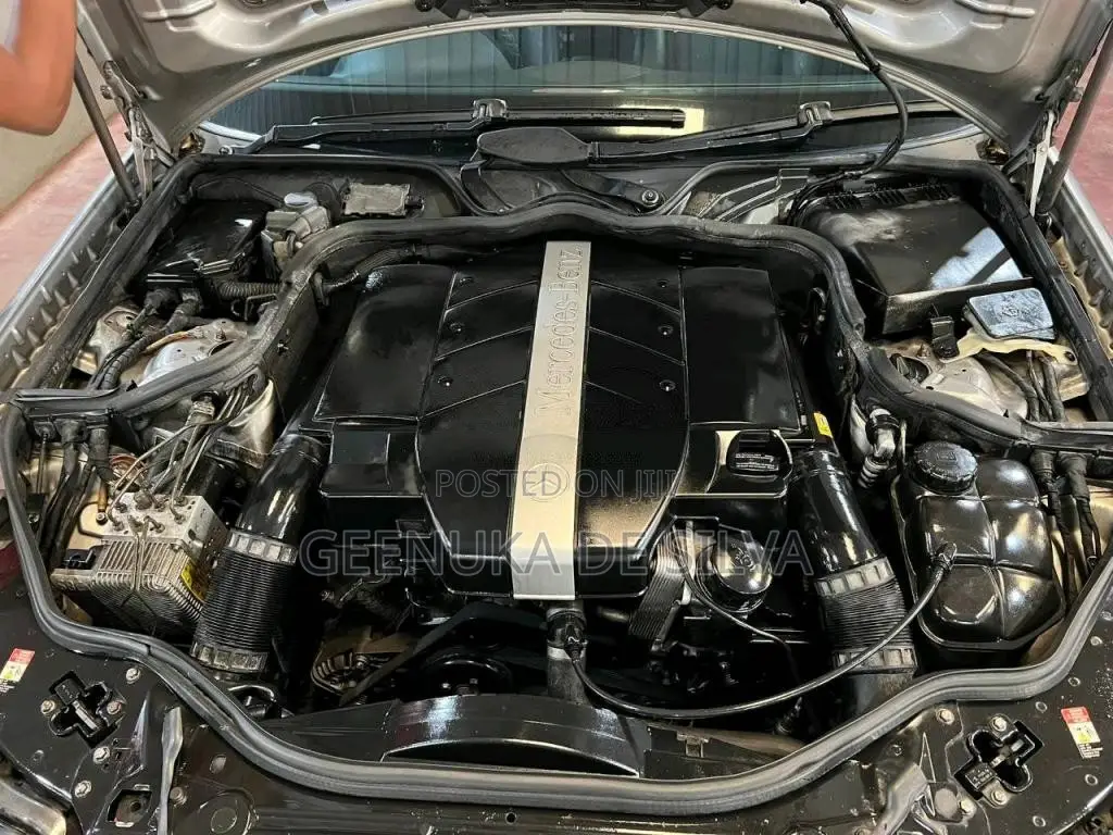 Mercedes-Benz W211 E240 2002 Car (Used)