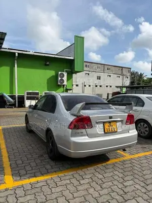 Honda Civic ES 2000 Car (Used)