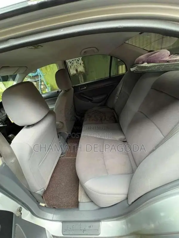 Honda Civic ES 2000 Car (Used)