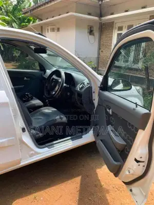 Suzuki Alto 2015 Car (Used)