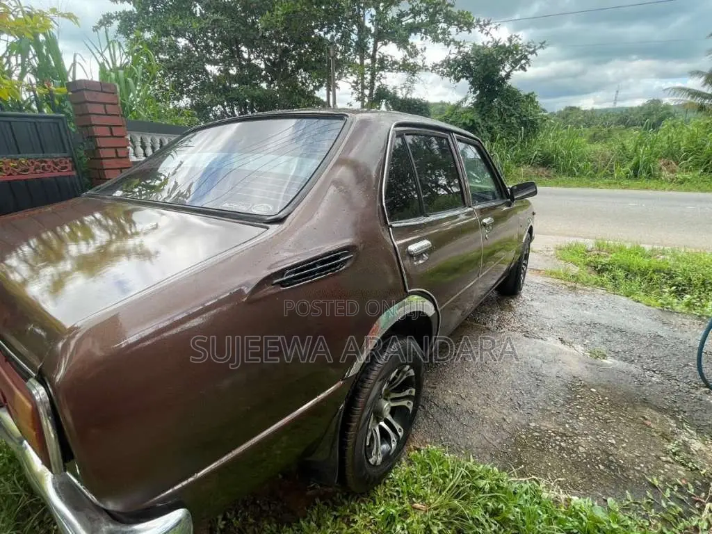 Toyota Corolla 1977 Car (Used)