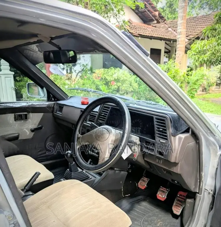 Nissan B12 1989 Car (Used)