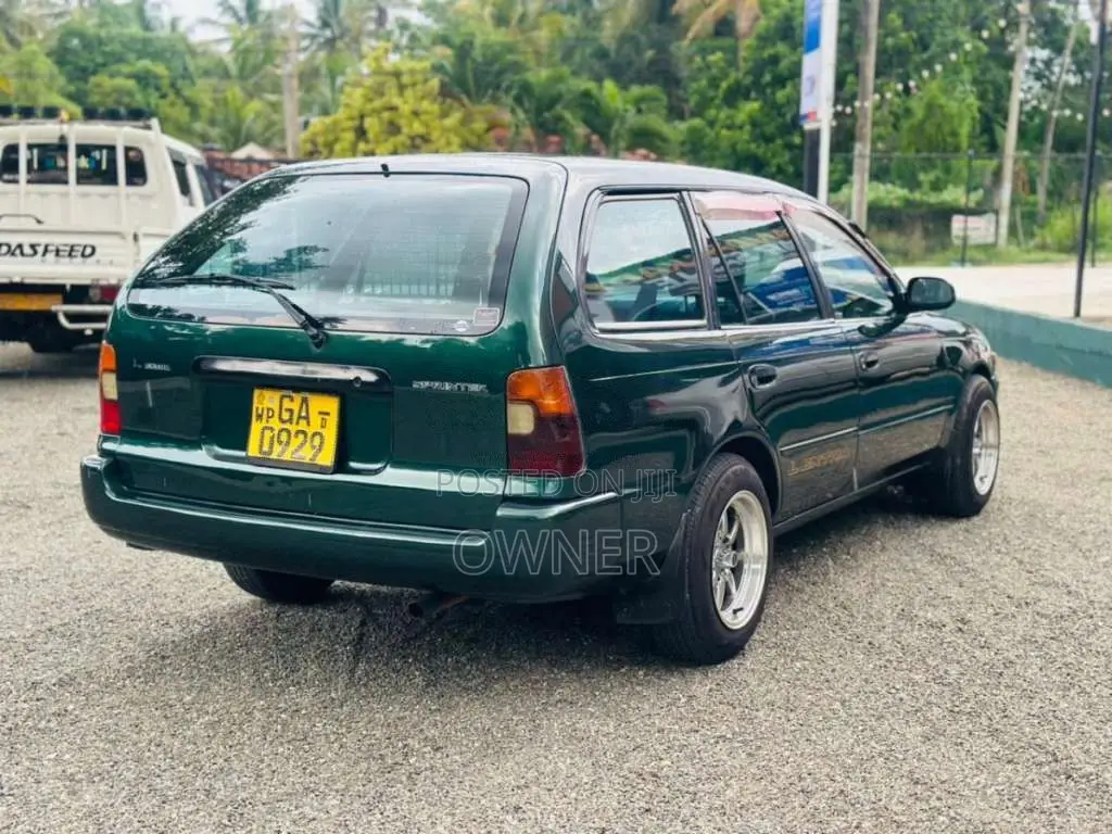 Toyota Corolla Wagon CE108 1997 Car (Used)